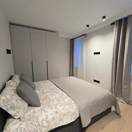 Haustory Deluxe Апартаменты